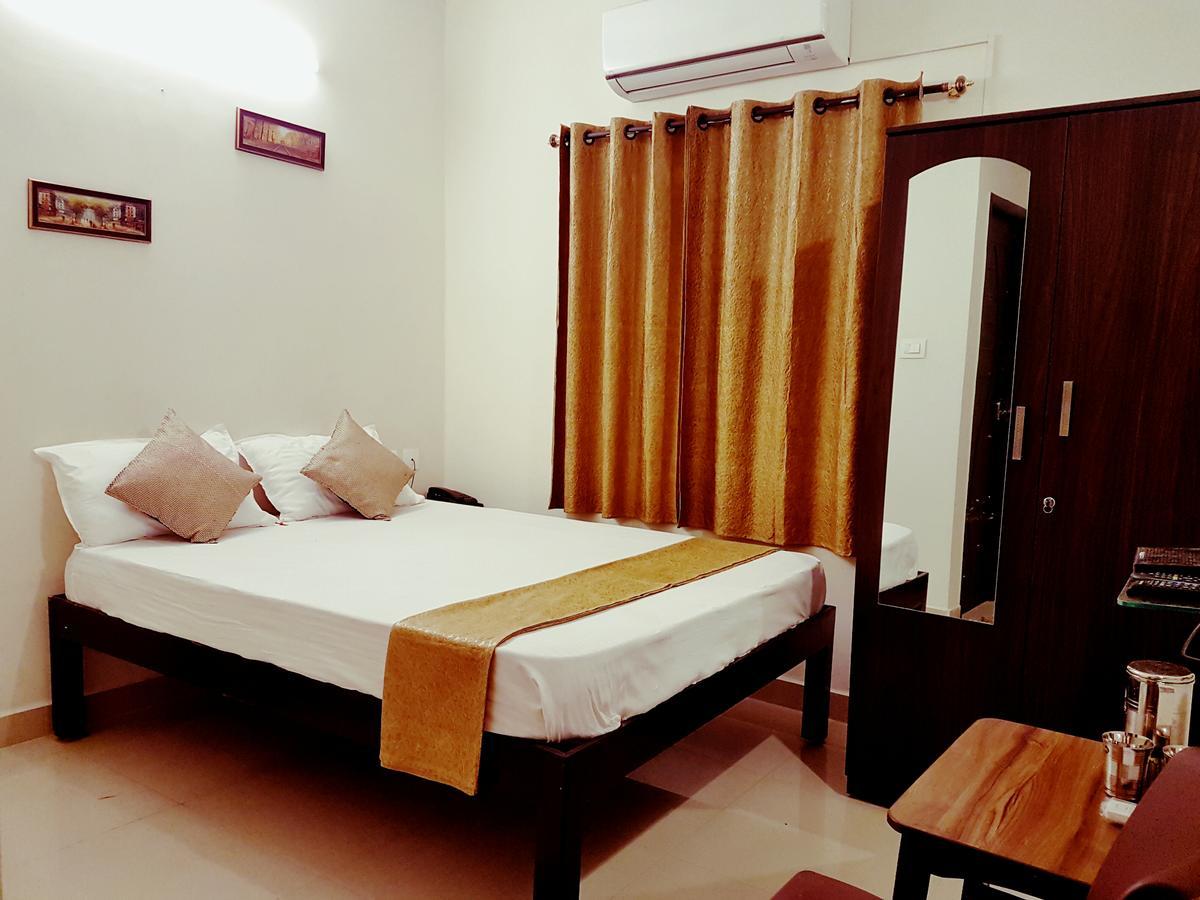 Arjun Inn Chennai Exteriör bild